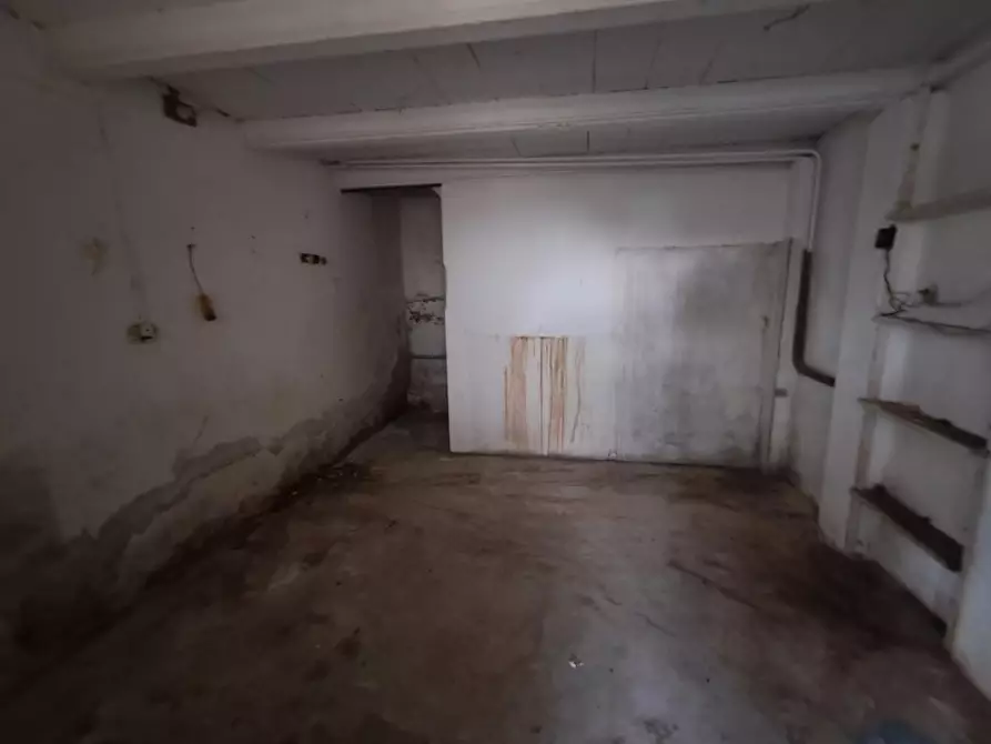 Immagine 57 di Villa in vendita  a Terricciola