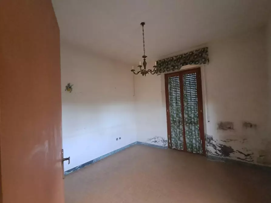 Immagine 36 di Villa in vendita  a Terricciola