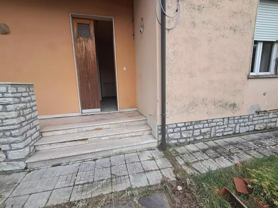 Immagine 51 di Villa in vendita  a Terricciola