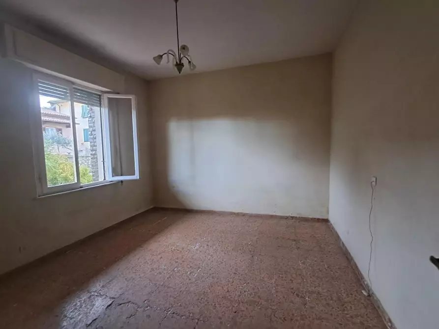 Immagine 13 di Villa in vendita  a Terricciola