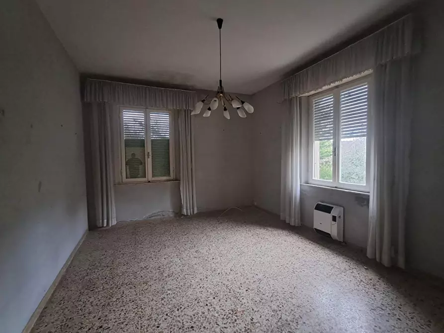 Immagine 2 di Villa in vendita  a Terricciola