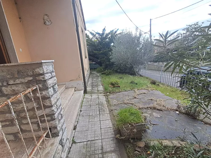 Immagine 49 di Villa in vendita  a Terricciola