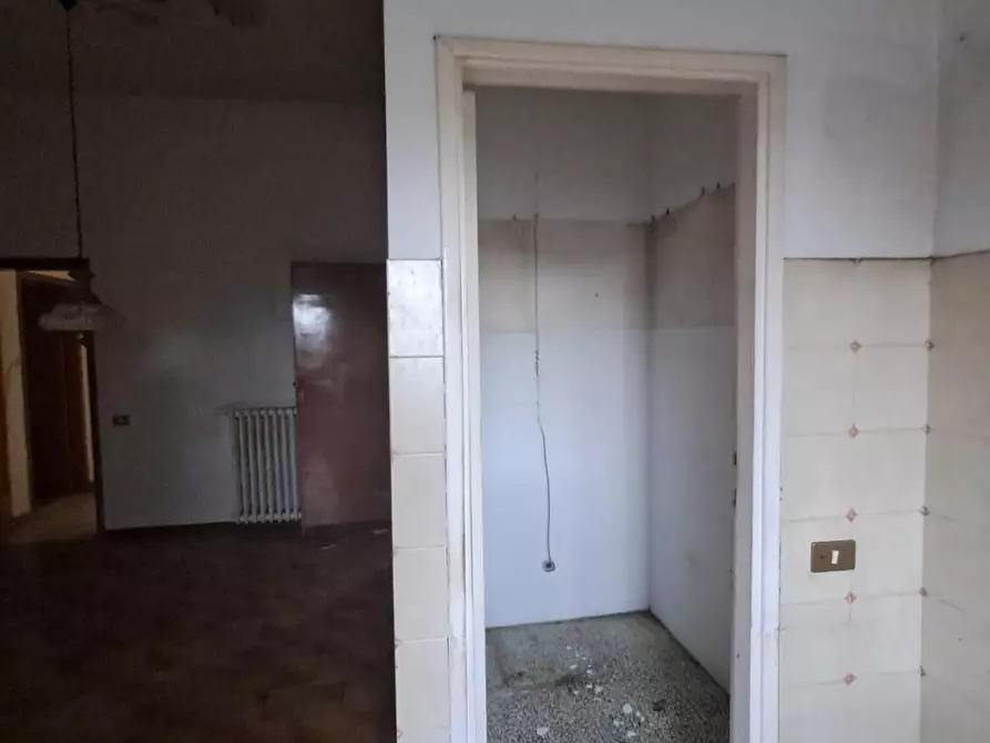 Immagine 30 di Villa in vendita  a Terricciola