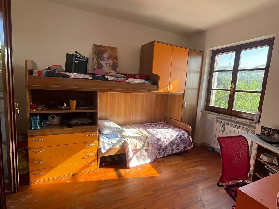 Immagine 16 di Villa in vendita  a Carrara