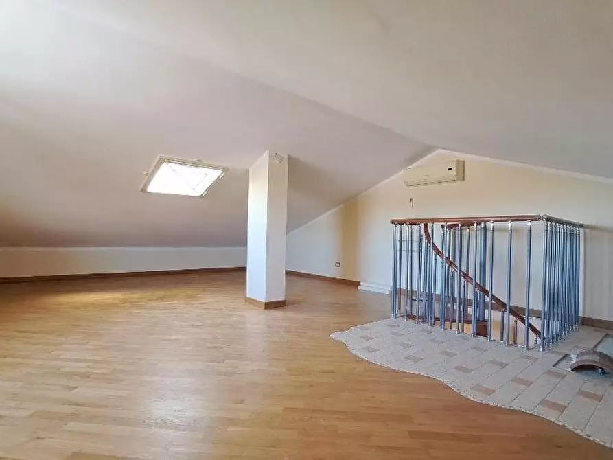 Immagine 18 di Villa in vendita  a San Giuliano Terme