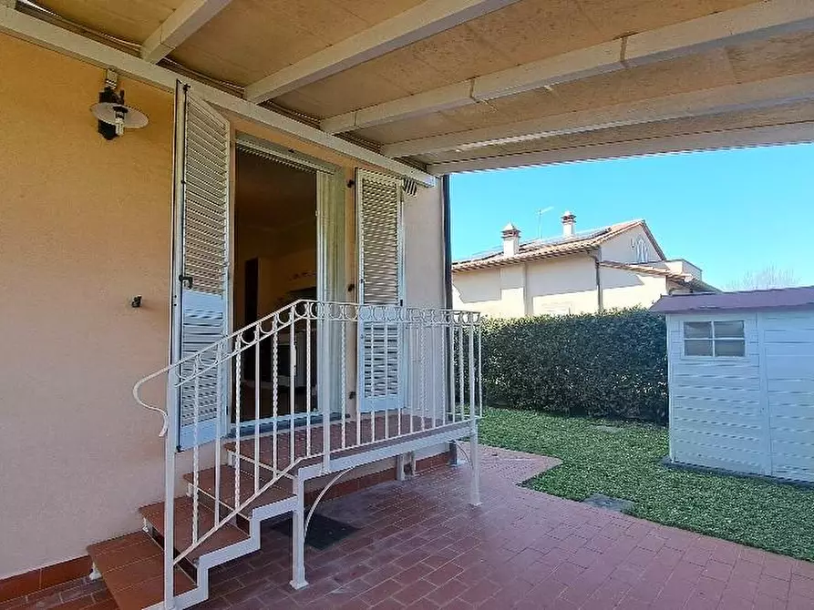Immagine 34 di Villa in vendita  a San Giuliano Terme