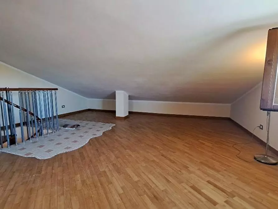 Immagine 17 di Villa in vendita  a San Giuliano Terme