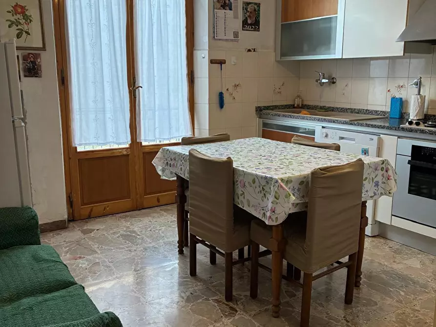 Immagine 2 di Appartamento in vendita  a Poggibonsi