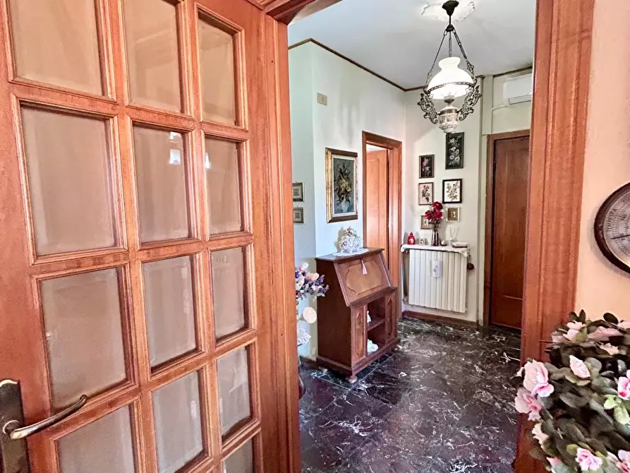 Immagine 13 di Appartamento in vendita  a Pisa