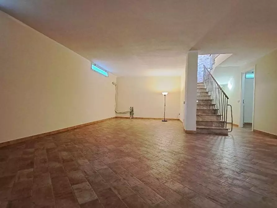 Immagine 32 di Villa in vendita  a San Giuliano Terme