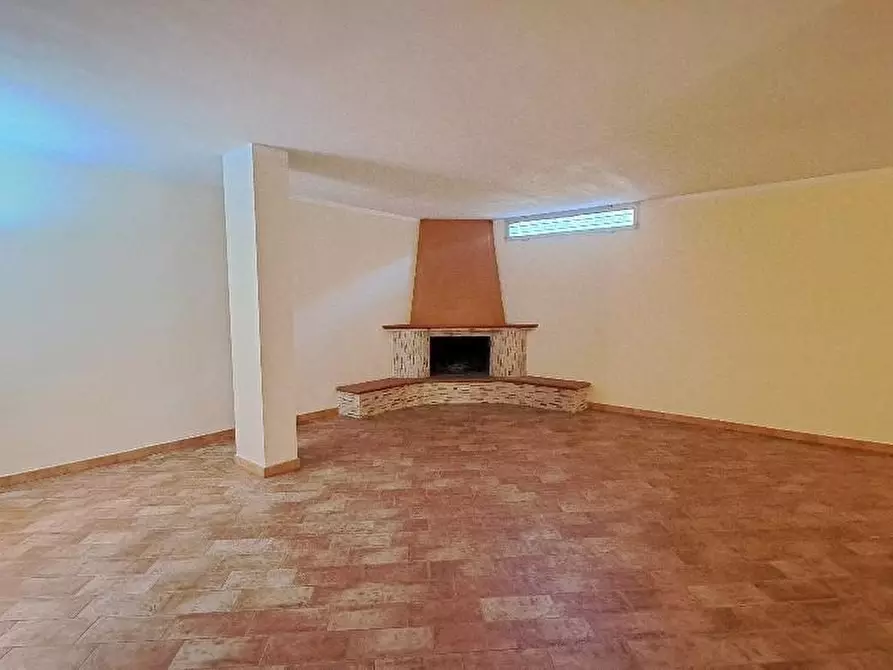 Immagine 30 di Villa in vendita  a San Giuliano Terme