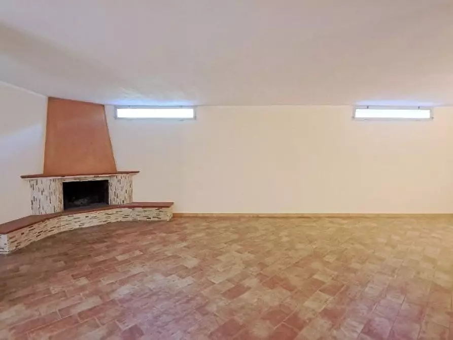 Immagine 34 di Villa in vendita  a San Giuliano Terme