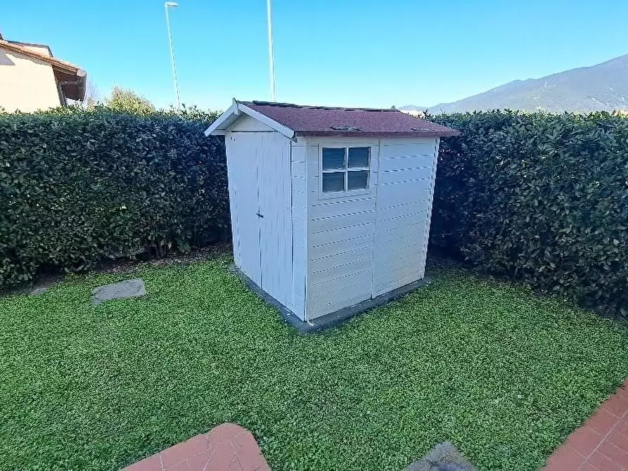 Immagine 4 di Villa in vendita  a San Giuliano Terme