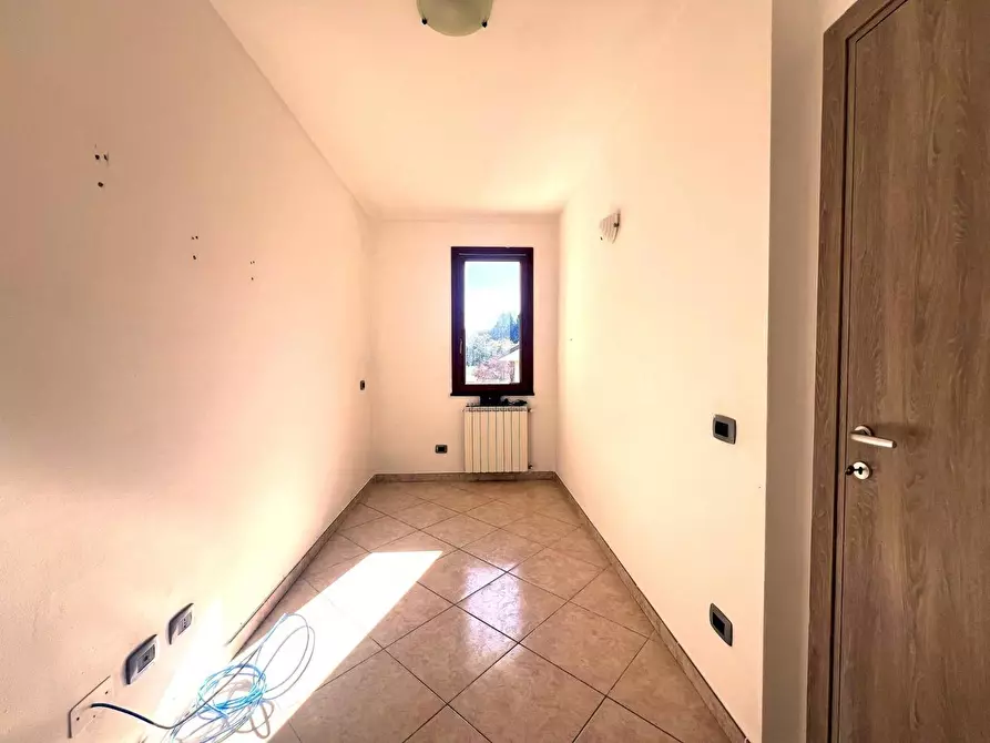 Immagine 30 di Appartamento in vendita  a Buti