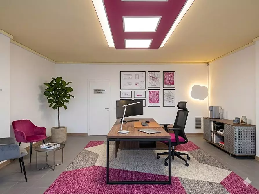 Immagine 1 di Negozio in vendita  a Bientina