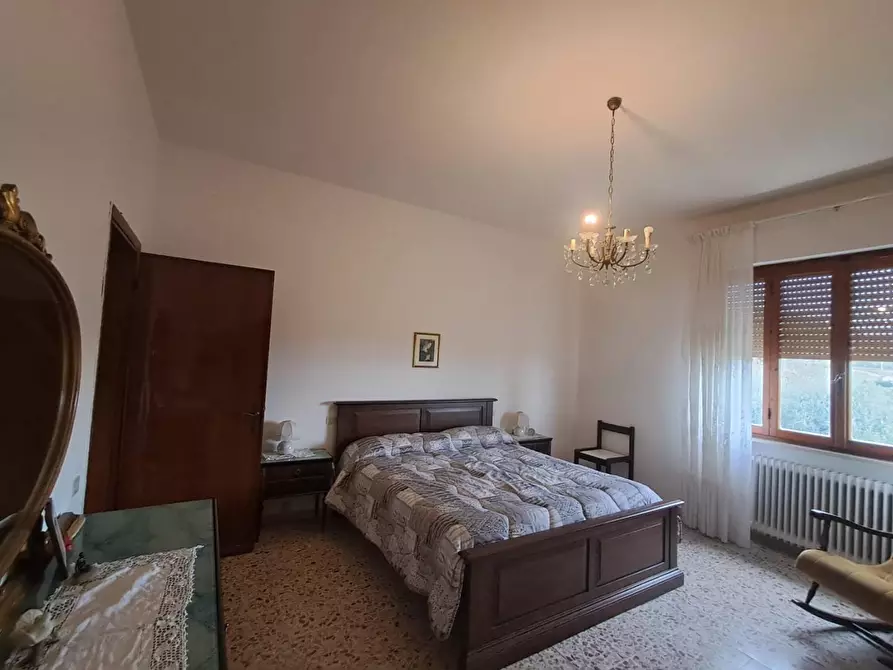 Immagine 27 di Villa in vendita  a Terricciola