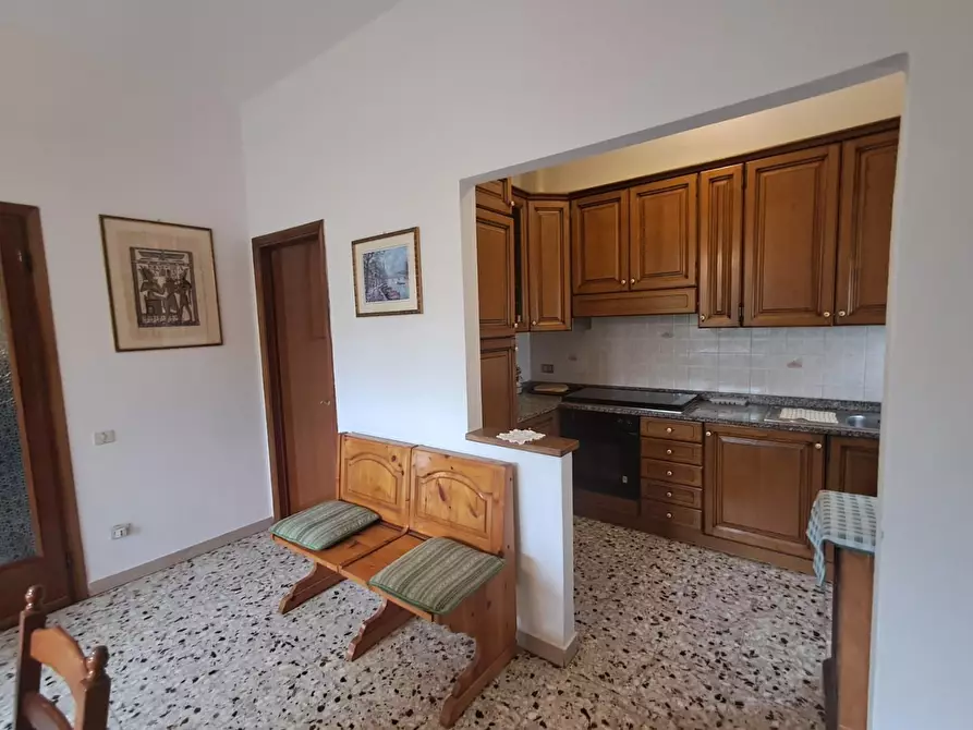 Immagine 7 di Villa in vendita  a Terricciola