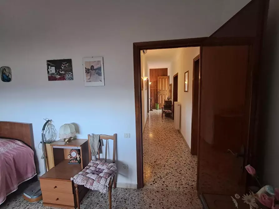 Immagine 35 di Villa in vendita  a Terricciola