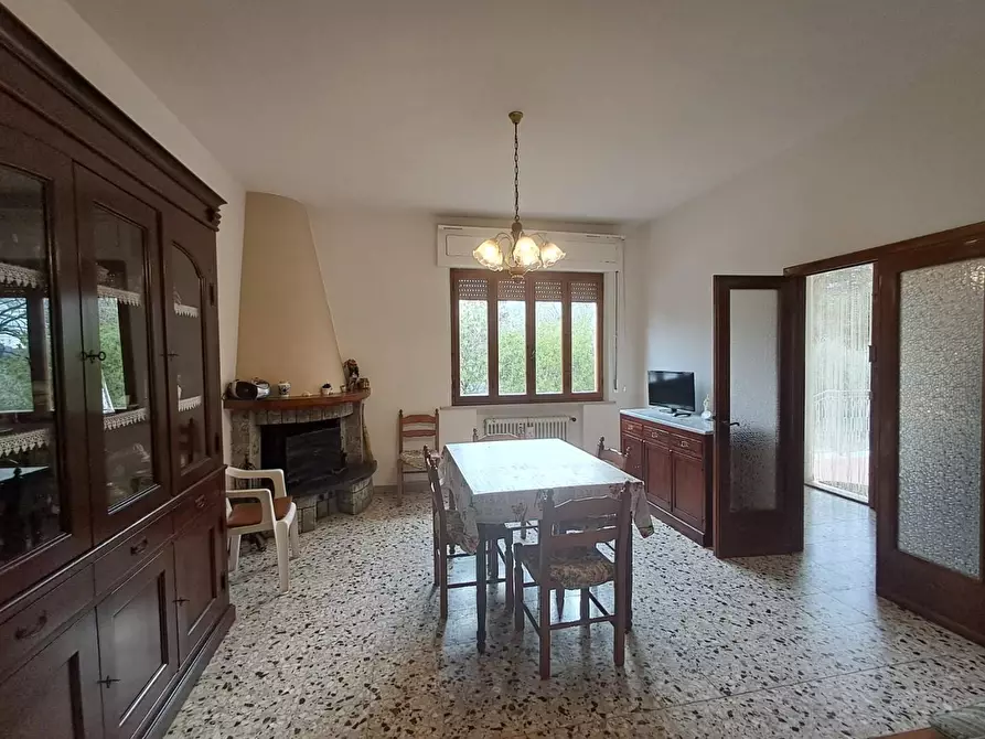 Immagine 16 di Villa in vendita  a Terricciola