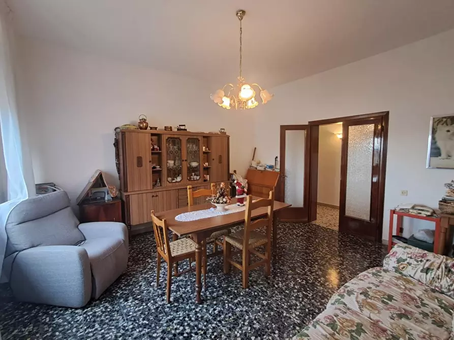 Immagine 22 di Villa in vendita  a Terricciola
