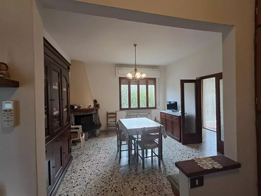 Immagine 17 di Villa in vendita  a Terricciola