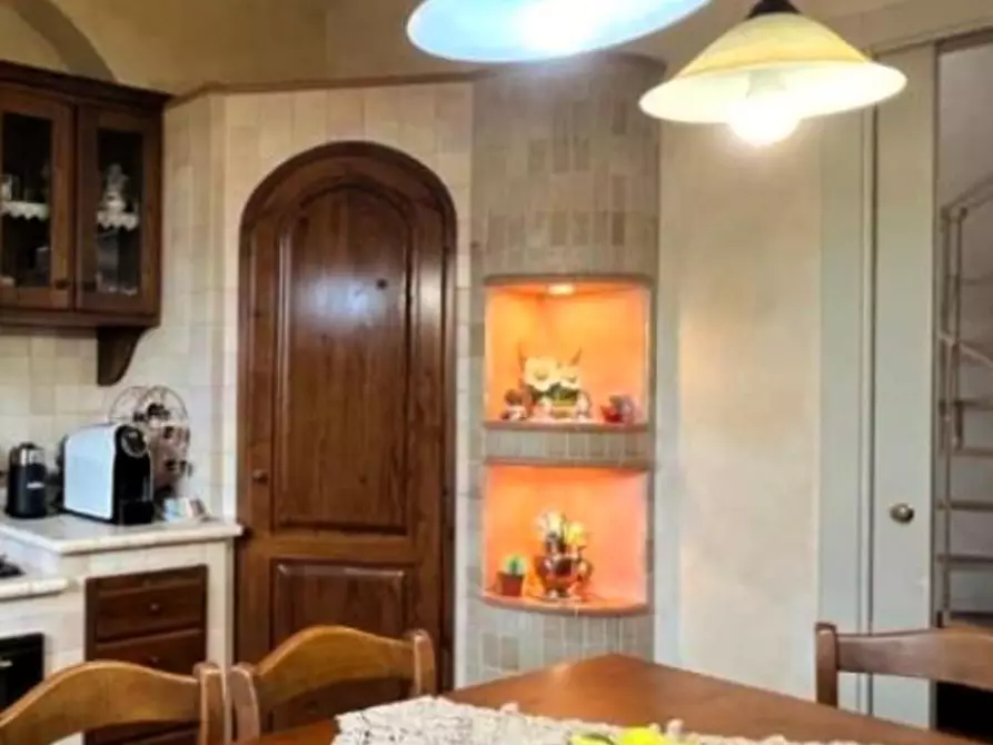 Immagine 5 di Villa in vendita  a Vinci