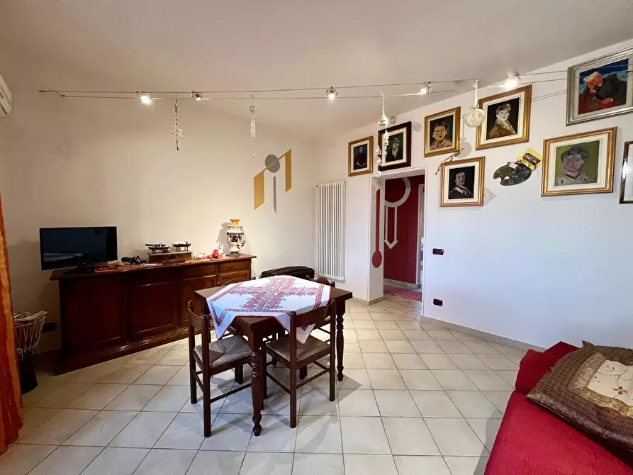 Immagine 4 di Appartamento in vendita  a Lajatico