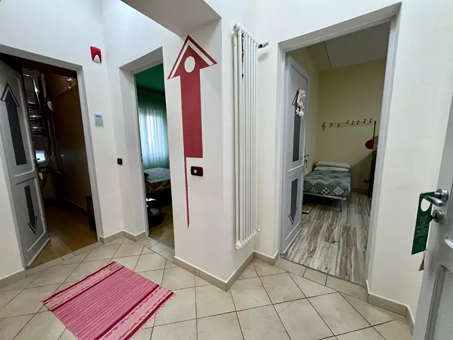 Immagine 13 di Appartamento in vendita  a Lajatico