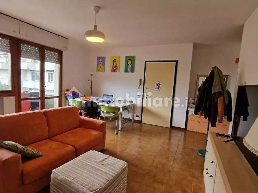 Immagine 9 di Appartamento in vendita  a Viareggio