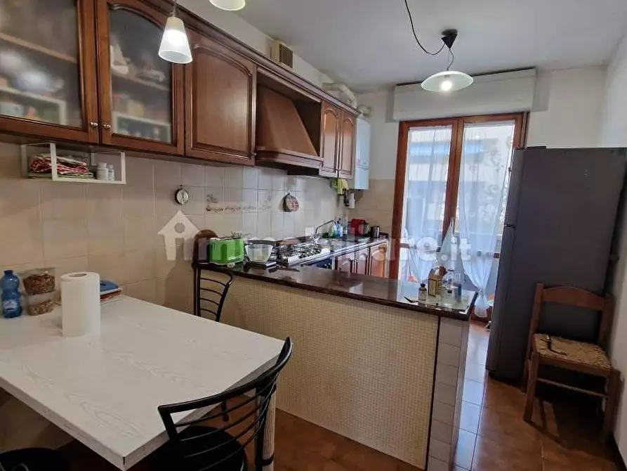 Immagine 3 di Appartamento in vendita  a Viareggio