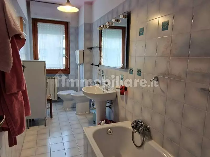 Immagine 8 di Appartamento in vendita  a Viareggio
