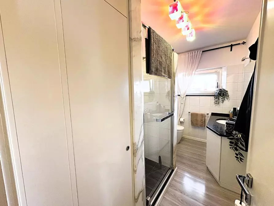 Immagine 10 di Appartamento in vendita  a Empoli