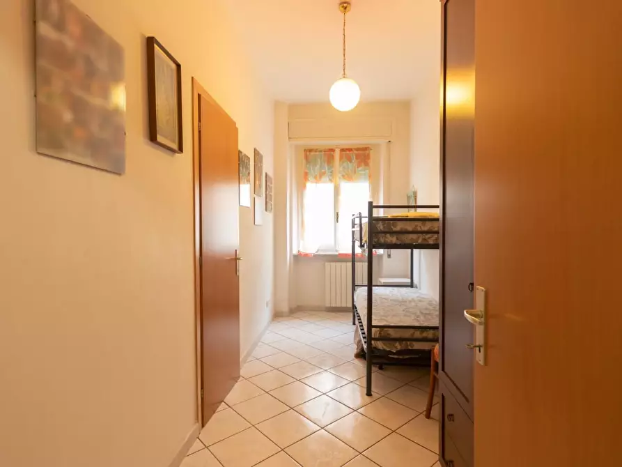 Immagine 14 di Appartamento in vendita  a Livorno