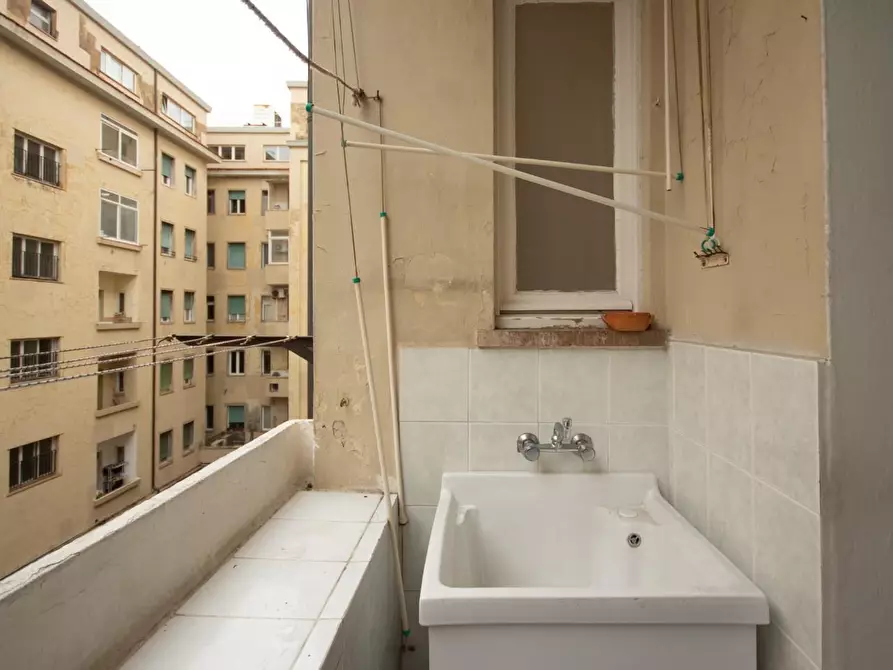 Immagine 10 di Appartamento in vendita  a Livorno