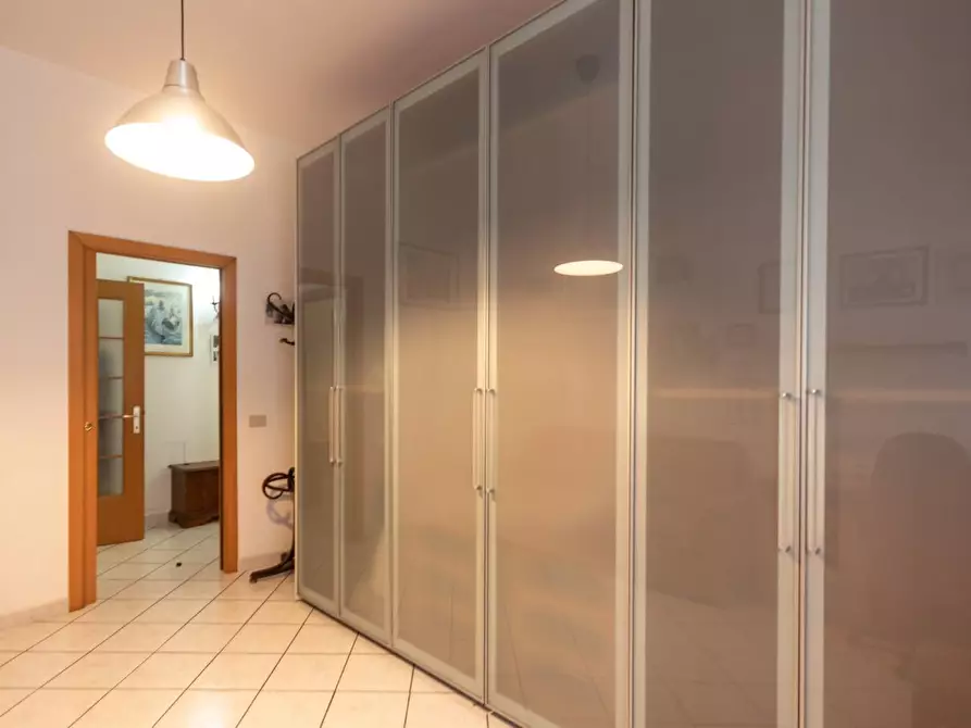 Immagine 23 di Appartamento in vendita  a Livorno