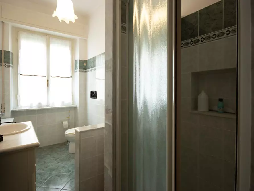 Immagine 28 di Appartamento in vendita  a Livorno