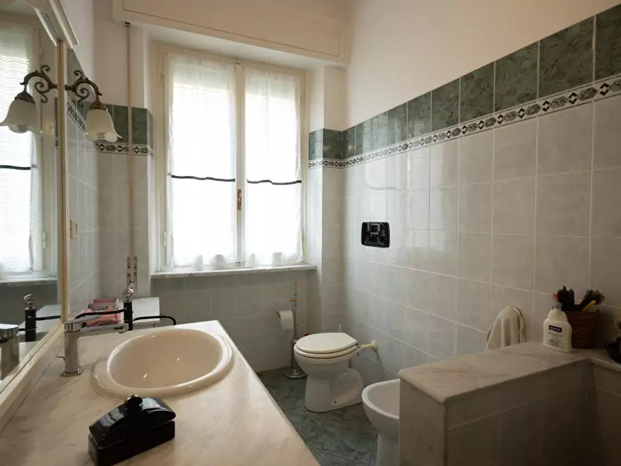 Immagine 27 di Appartamento in vendita  a Livorno