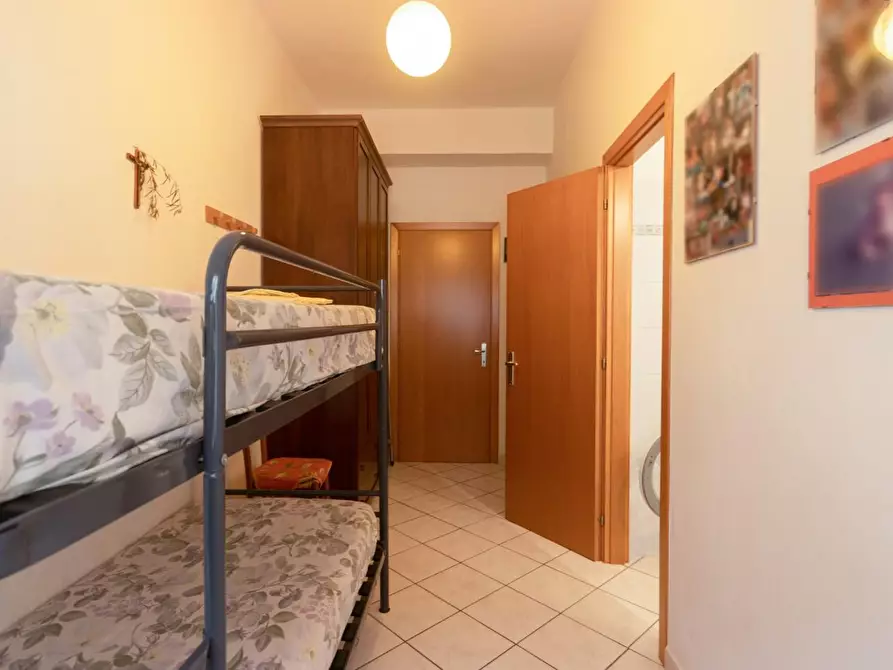 Immagine 15 di Appartamento in vendita  a Livorno