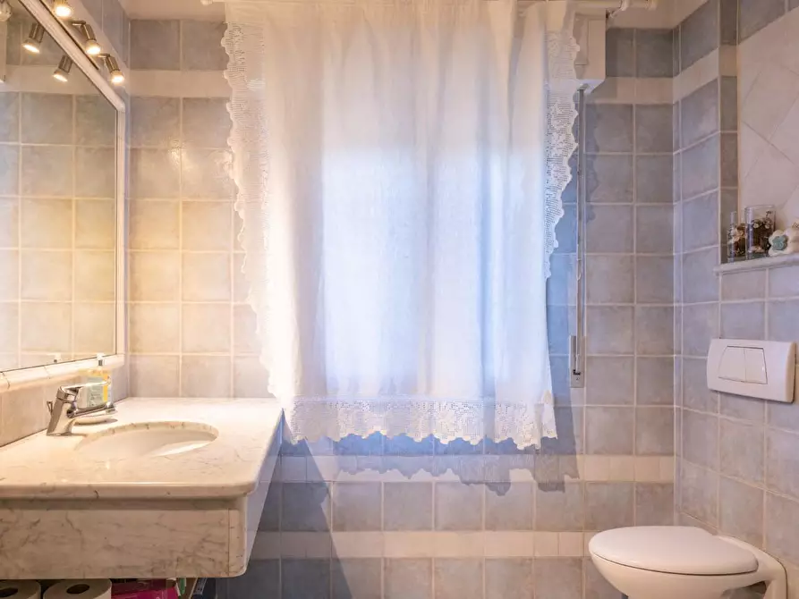 Immagine 49 di Casa indipendente in vendita  a Pontedera