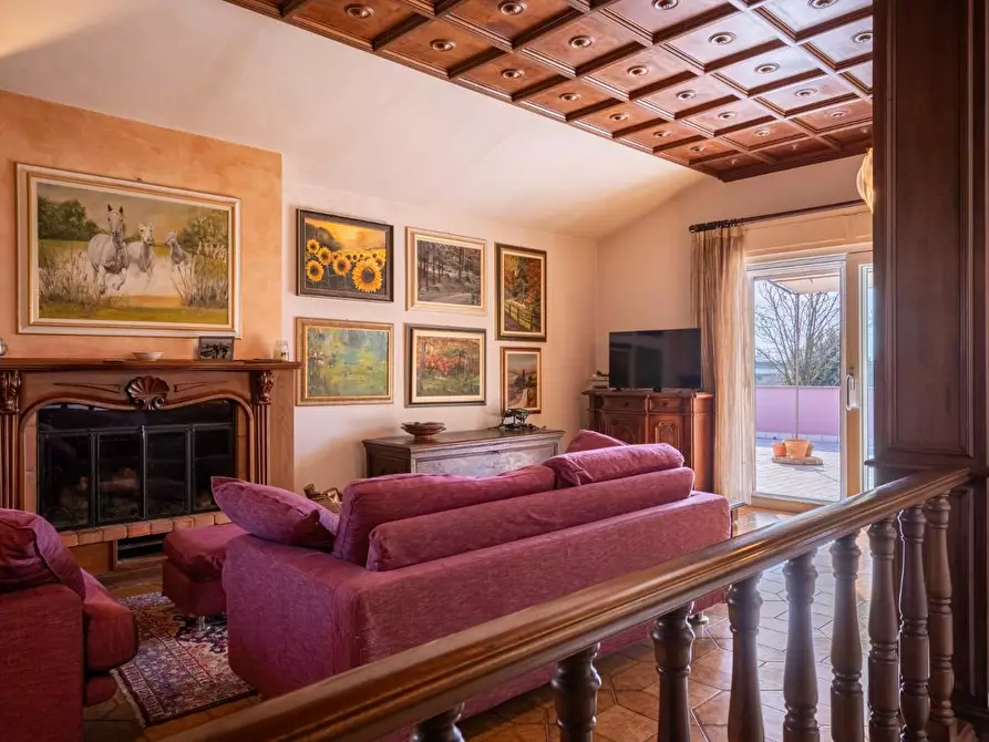 Immagine 25 di Casa indipendente in vendita  a Pontedera