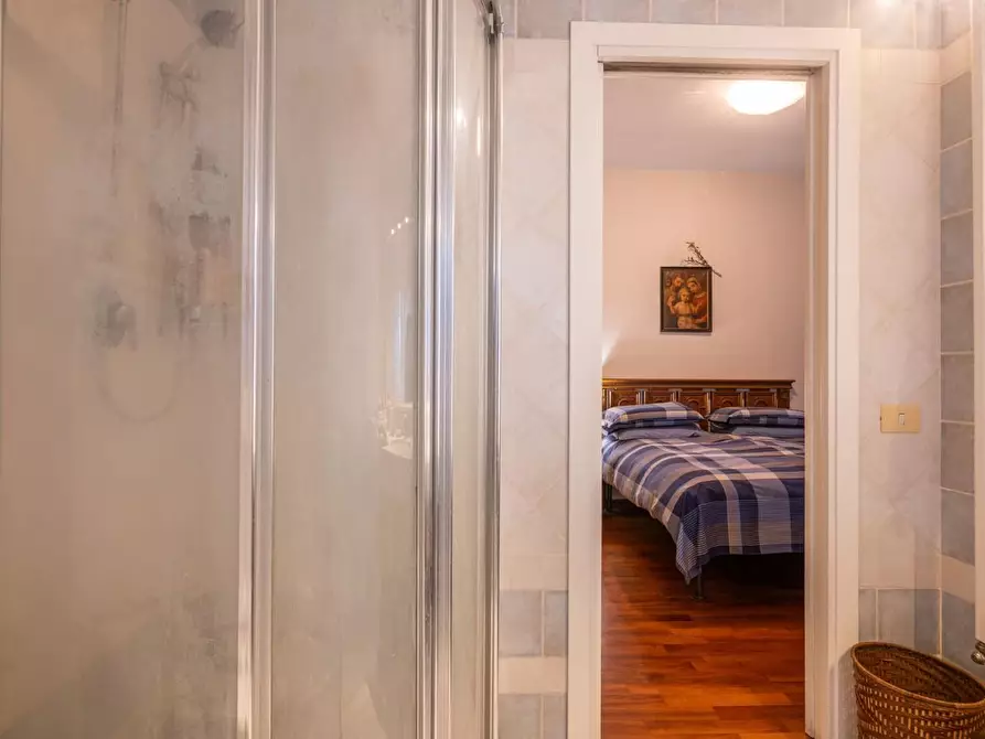 Immagine 50 di Casa indipendente in vendita  a Pontedera