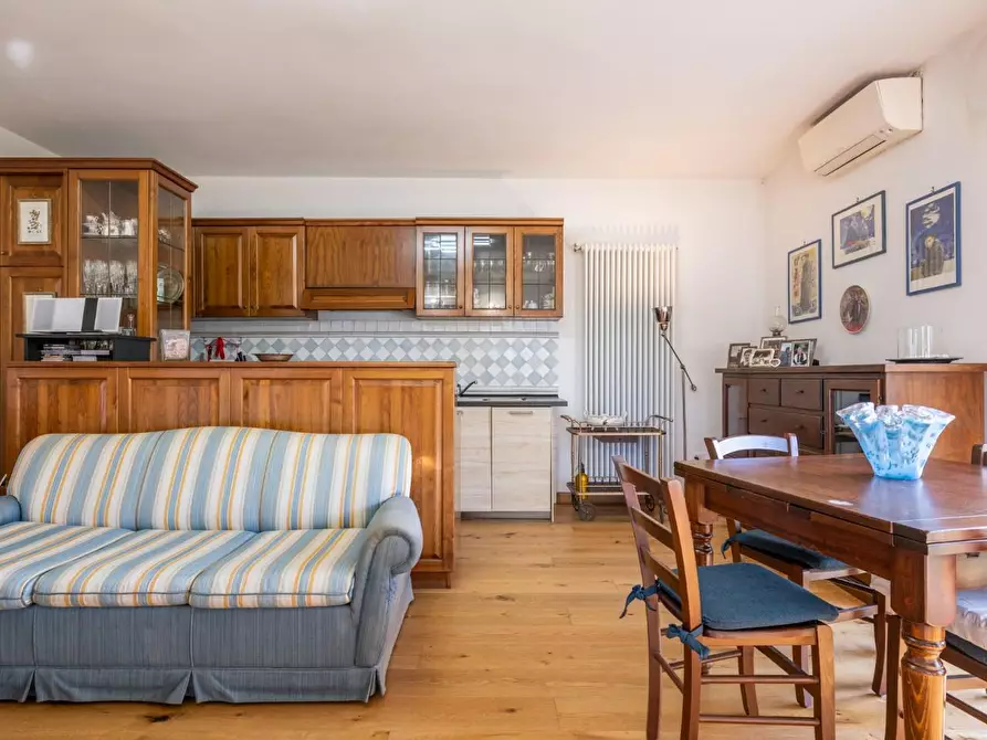 Immagine 71 di Casa indipendente in vendita  a Pontedera