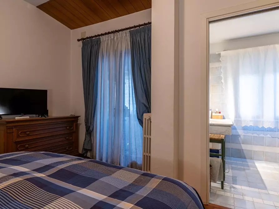 Immagine 48 di Casa indipendente in vendita  a Pontedera