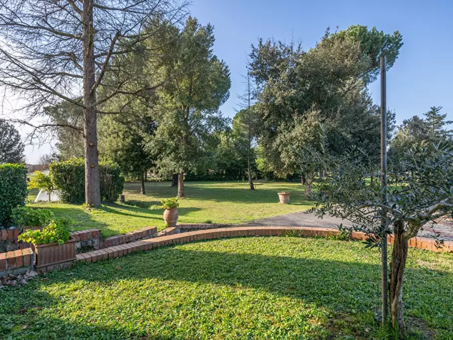 Immagine 68 di Casa indipendente in vendita  a Pontedera