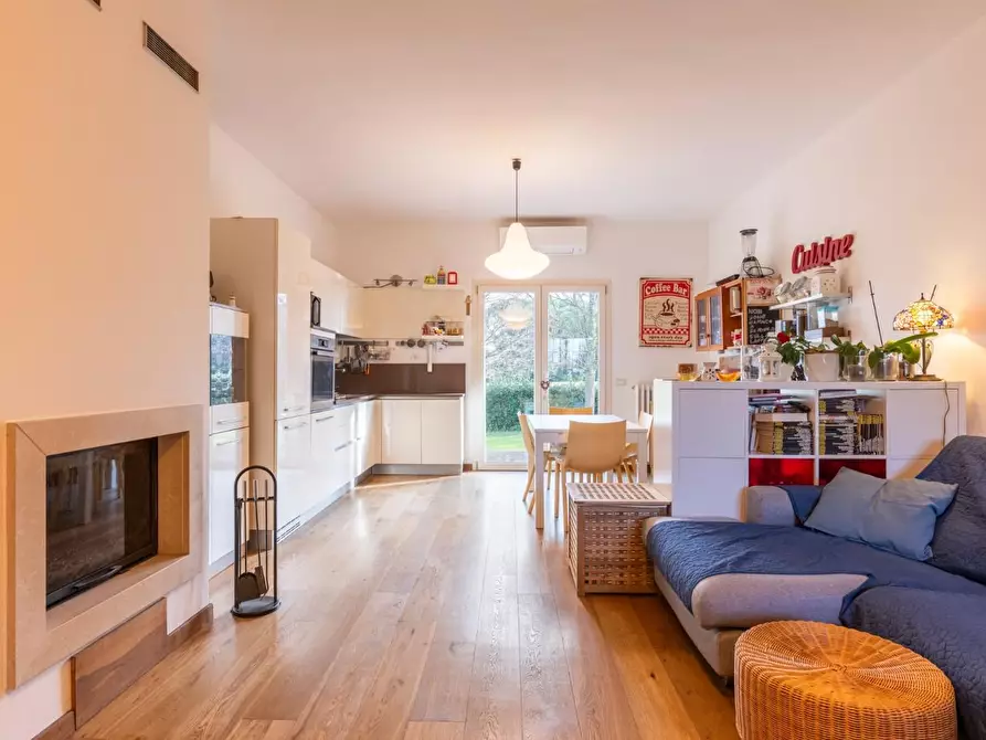 Immagine 54 di Casa indipendente in vendita  a Pontedera