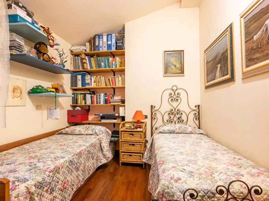 Immagine 41 di Casa indipendente in vendita  a Pontedera