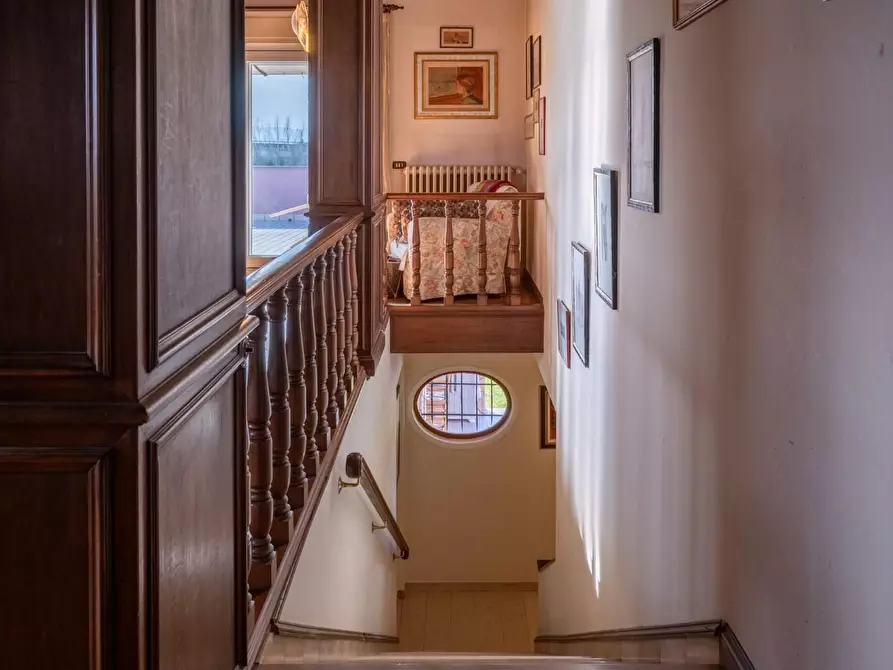 Immagine 51 di Casa indipendente in vendita  a Pontedera