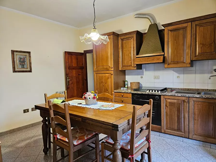 Immagine 1 di Terratetto in vendita  a Cascina