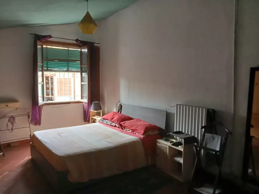 Immagine 8 di Casa bifamiliare in vendita  a Buti