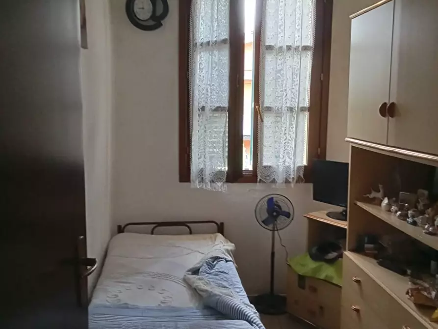 Immagine 18 di Casa bifamiliare in vendita  a Buti
